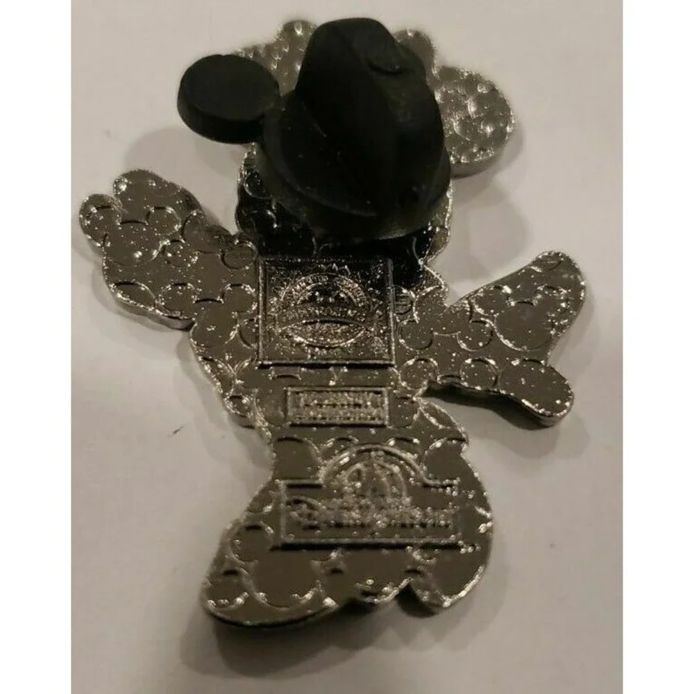 Disney Pin 00002 Minnie Mouse Yellow High Heel Shoes Pumps Red Hair Bow & Gloves